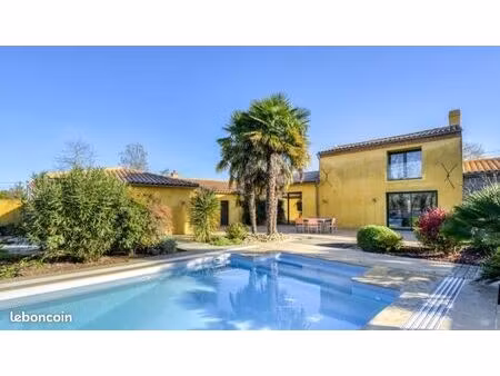 a vendre - superbe longere 200 m2 entierement renovee