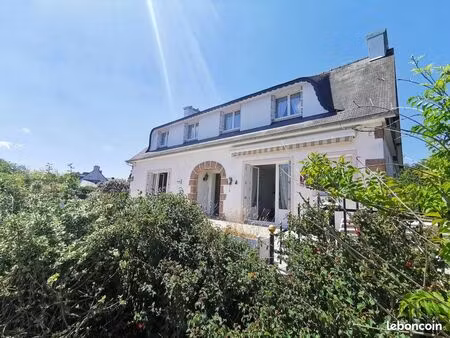 maison 11 pièces 207 m²