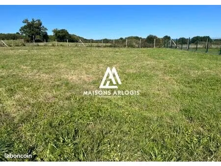terrain 581 m² couzeix