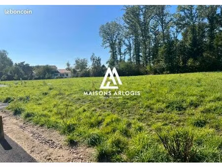 terrain 635 m² feytiat