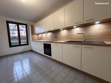 appartement 3 pièces 82 m²