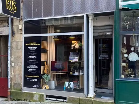 local commercial  rue des chapelier lannion