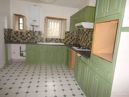 appartement 3 pièces 82 m²