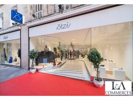 local commercial 506 m² poitiers