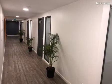espace de travail à louer dans un centre d’affaires
