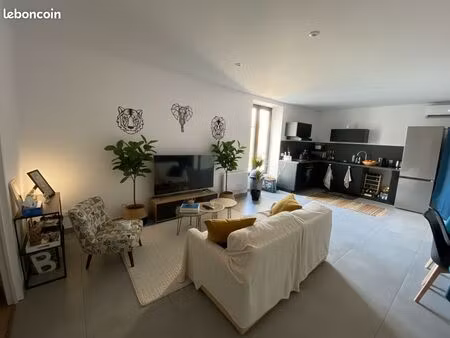 appartement t2 lumineux 49m² avec clim réversible à st symphorien d’ancelles
