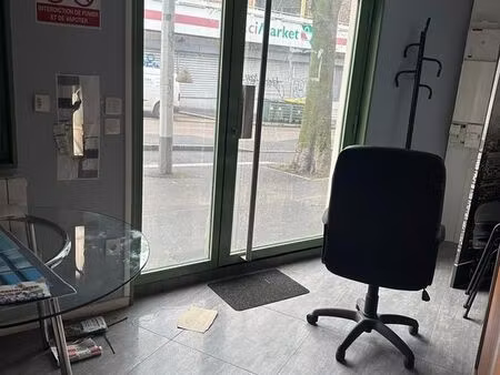 local commercial / bureaux