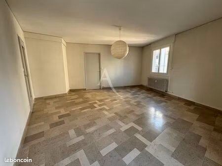 appartement 3 pièces 69 m²