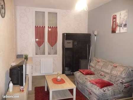 studio au centre de la couronne