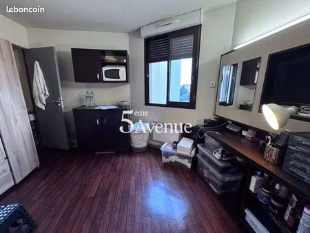 immeuble 5 pièces 61 m²