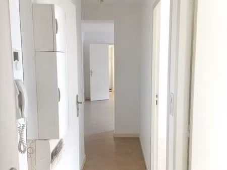 a louer tres joli t3