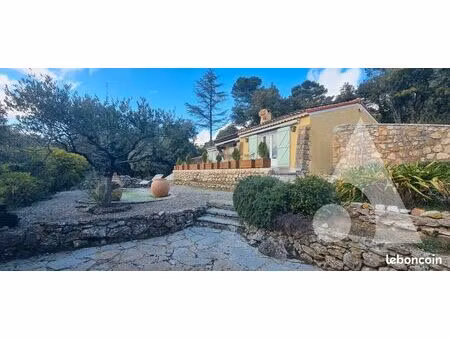 villa 3 pièces 92 m²