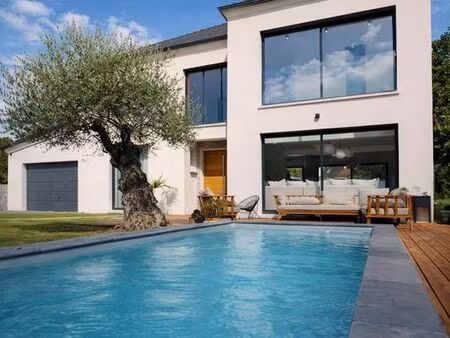 maison contemporaine 174 m² – quartier marbeau – piscine – dpe a – terrain 738 m² - < 900k