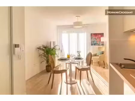 location meublée appartement 1 pièce 36 m² à bourges (18000)  800 €