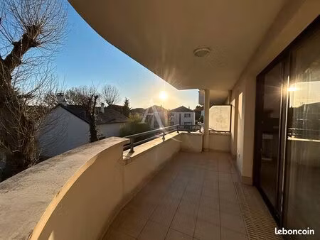 appartement 3 pièces 75 m²