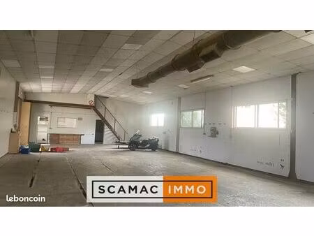 local industriel 320 m²