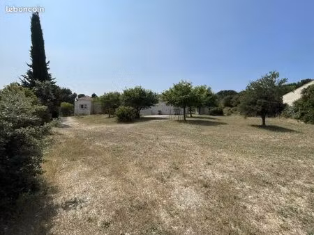 vends terrain sanary