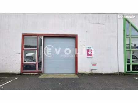 local d'activité 1 147 m²