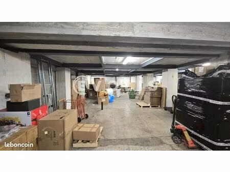 local d'activité 407 m²