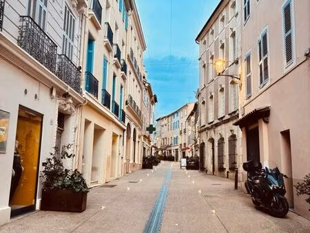 local commercial – tres bon emplacement – fréjus centre