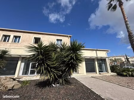 bureaux 222 m² fréjus