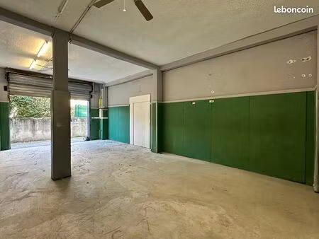entrepôt 80 m² toulon
