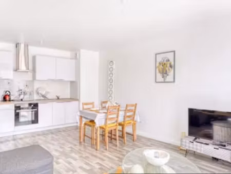 location meublée appartement 3 pièces 56 m² à champigny-sur-marne (94500)  1 375 €