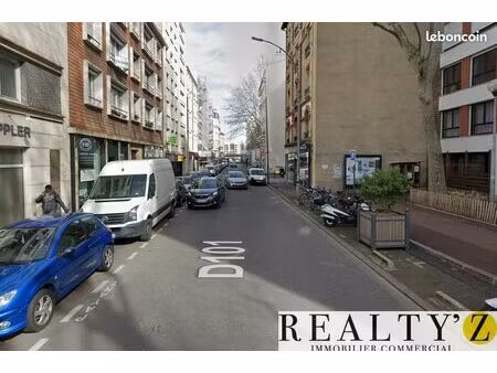 local commercial 66 m²