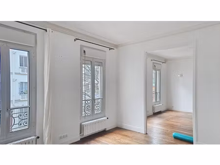 location appartement 3 pièces 64.94 m² à paris 12ème (75012)  1 827 €