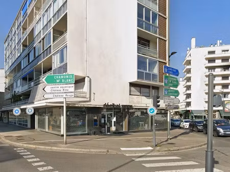 location locaux professionnels 116 m² à annemasse (74100)  3 700 €