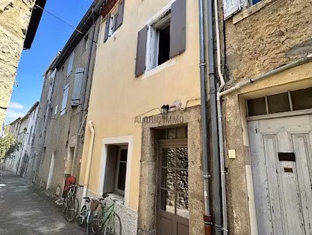 location meublée maison 5 pièces 80 m² à lagrasse (11220)  558 €