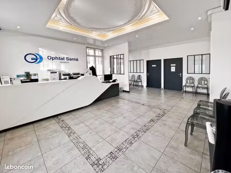 special investisseur a vendre local professionnel occupe par cabinet d’ophtalmologie-centr