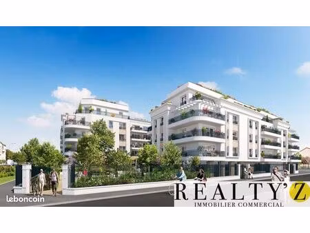 local commercial 302 m²