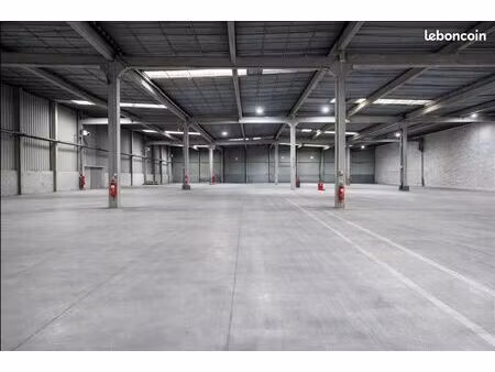 local 2000 m² saint-witz