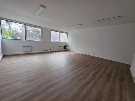 location locaux professionnels 74 m² à villeneuve-d'ascq (59491)  1 001 €