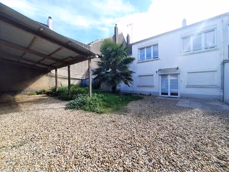 vente maison à montoir-de-bretagne (44550) : à vendre / 132m² montoir-de-bretagne