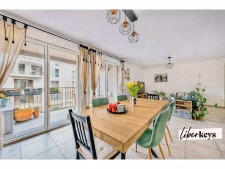 t3 lumineux avec balcon et parking – 68 m² – roseraie  toulouse