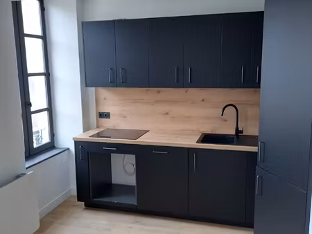 location appartement 2 pièces à bayeux (14400) : à louer 2 pièces / 52m² bayeux