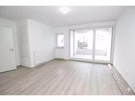 location appartement 2 pièces à saint-nazaire (44600) : à louer 2 pièces / 42m² saint-naza