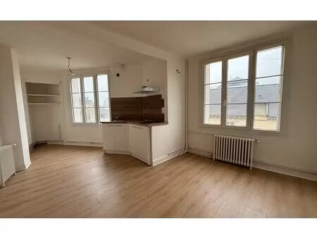 location appartement  33.58 m² t-2 à châteaubriant  612 €