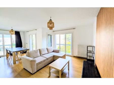 location appartement  76.69 m² t-3 à la valette-du-var  1 224 €