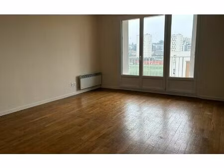 location appartement  56.79 m² t-2 à lyon 5  850 €