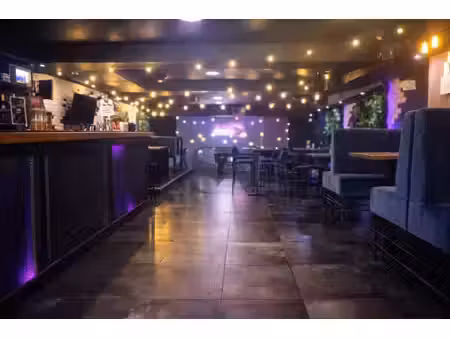 remise a la vente fonds de commerce bar e-sport 180m2