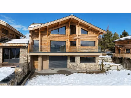 chalet à bolquère avec vue spectaculaire sur le cambre d'aze