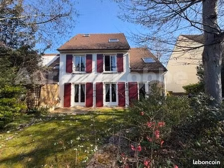 maison 5 pièces 135 m²