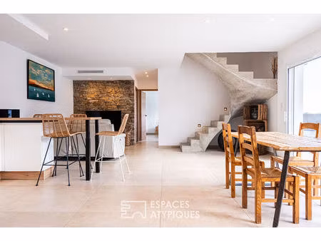 villa récente avec jardin  un écrin récent aux accents de pierre a proximité de perpignan