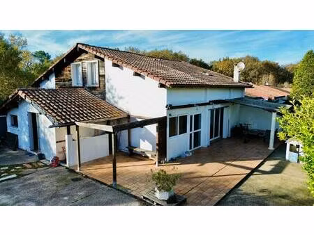 maison aureilhan 7 pièce(s) 180 m2