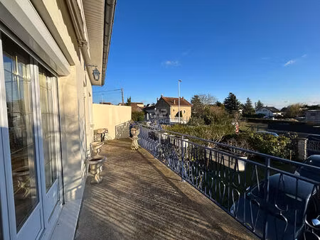 maison chanteloup les vignes 7 pièce(s) 139 m2