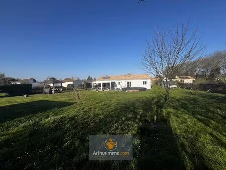 vente maison 8 pièces 165 m2 à la ronde