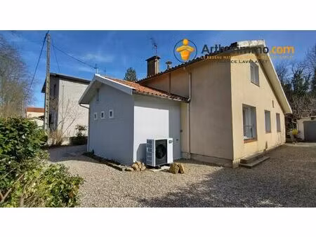 location maison 5 pièces 100 m2 à sainte-colombe-sur-l'hers